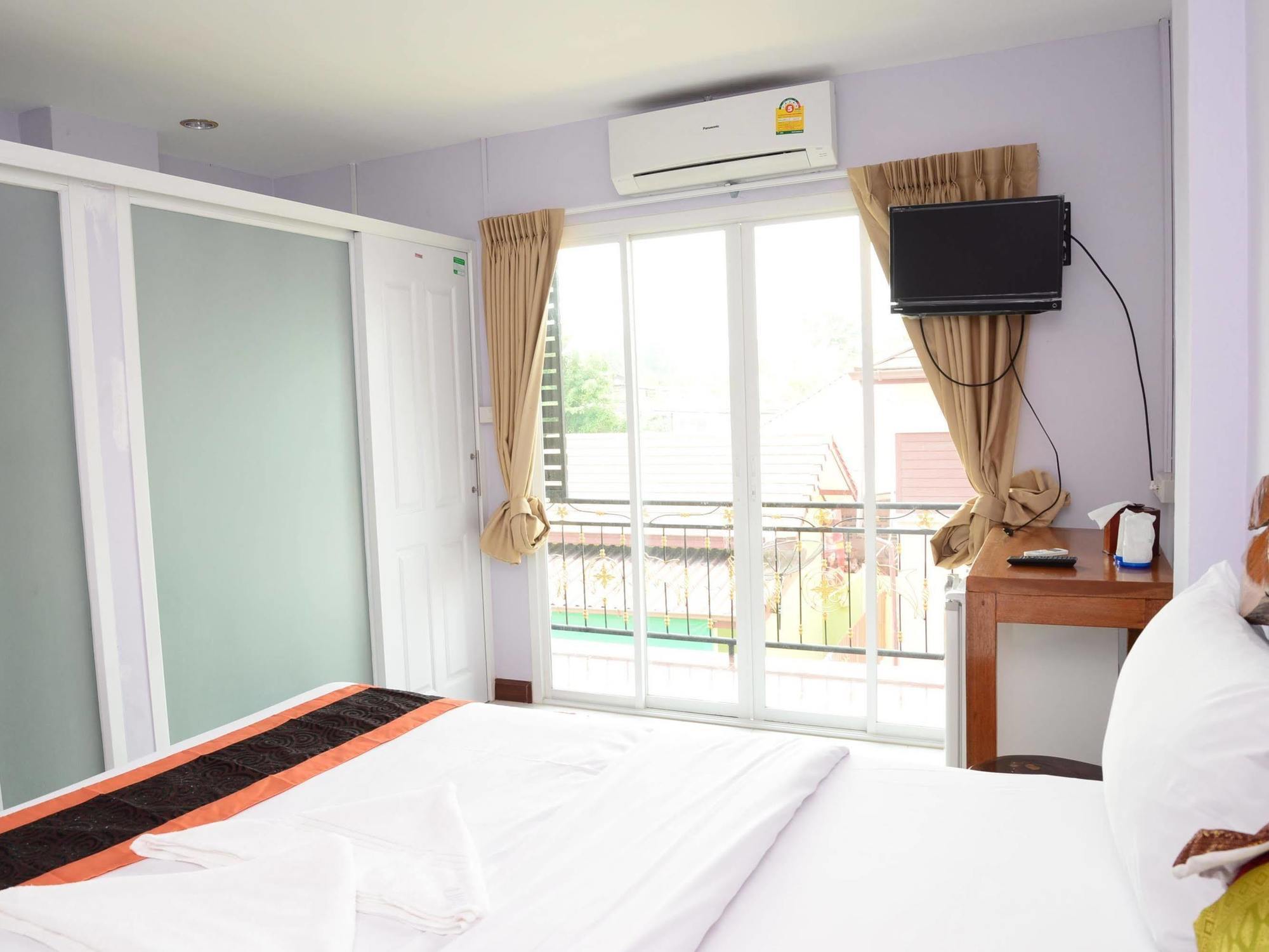 Baan Taklom Chomtalay Hotel Cha-Am Ngoại thất bức ảnh